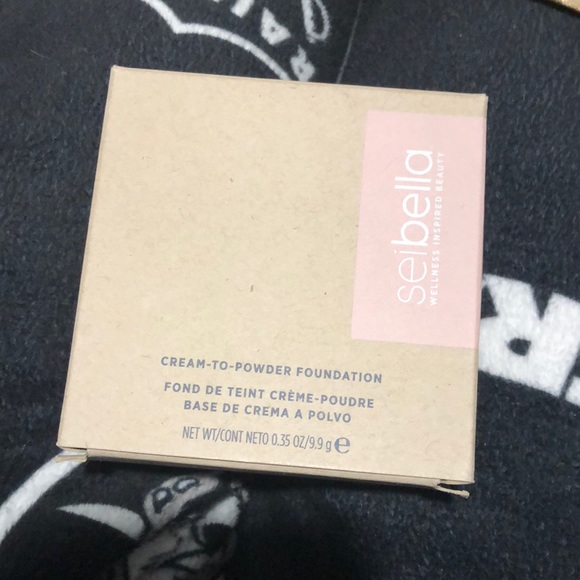 Sei bella cream to powder foundation - Picture 1 of 2